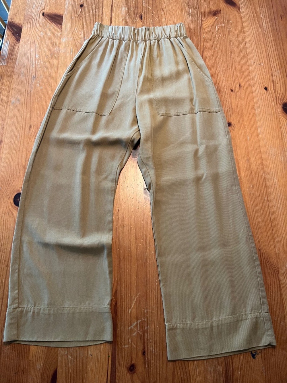 Wide leg elastic waist khaki pants (size xs)